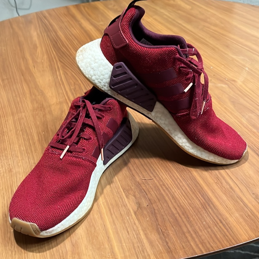 Men’s Adidas NMD R2 boost - Picture 4 of 6